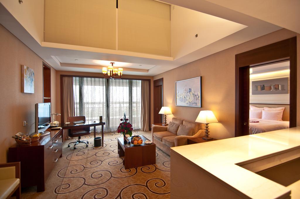 Jinji Lake Shilla Hotel سوجو الغرفة الصورة